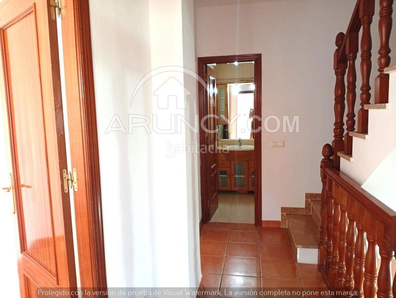 Foto b3005d98-1740-47bb-99fc-05b252745b5a. Casa adossada amb aparcament a Los Molinos Alcalá de Guadaira