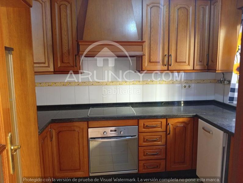 Foto f4d384fc-cef8-423b-b604-12a80161b52b. Casa adossada amb aparcament a Los Molinos Alcalá de Guadaira