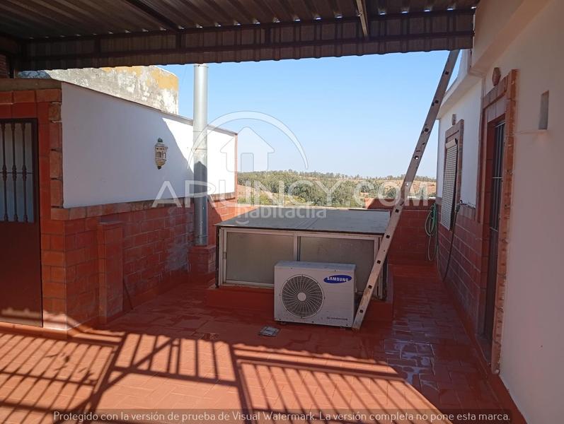 Foto a3de73dc-3115-4cda-a338-9c30320eb723. Haus mit parking in Oromana Alcalá de Guadaira