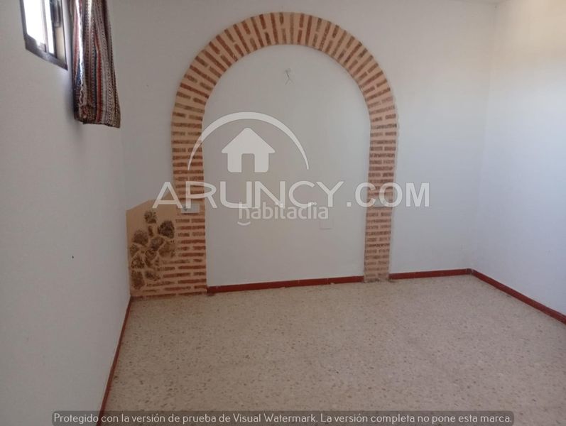 Foto c8537cd7-7137-48e8-9b30-150b5a934cdf. Casa amb aparcament a Oromana Alcalá de Guadaira