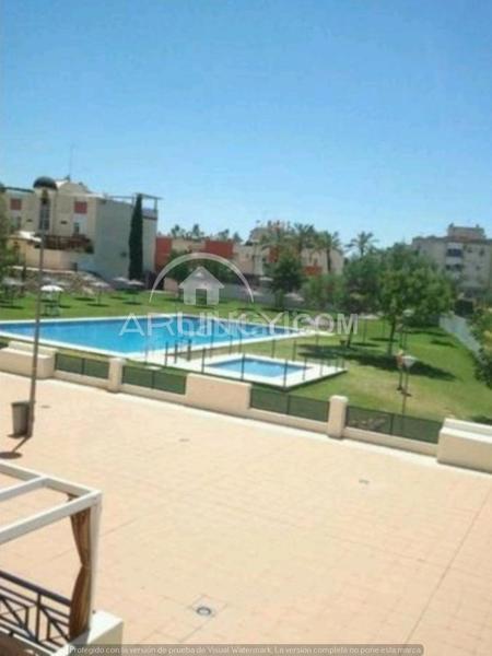 Foto 83457378-c470-4e7b-b30f-91588b5e073b. Pis amb aparcament piscina a Nueva Alcalá Alcalá de Guadaira