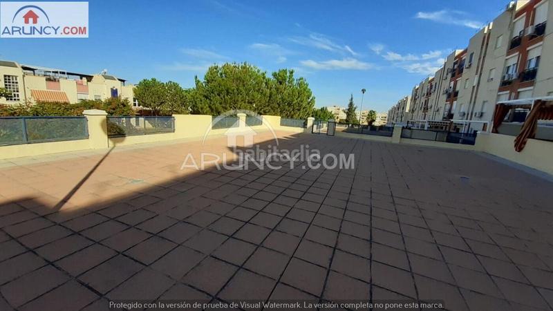 Foto bfb822c4-b68e-4ca9-8331-ac6690fece65. Pis amb aparcament piscina a Nueva Alcalá Alcalá de Guadaira