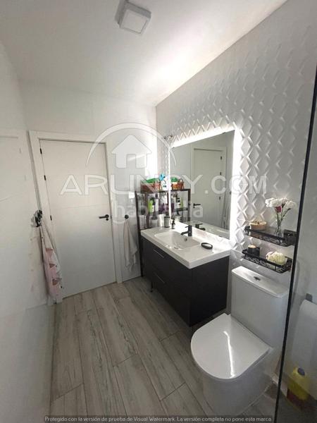 Foto 3447e0f6-f033-4907-a44c-a60e660d4891. Casa a schiera con riscaldamento parcheggio piscina in Alcalá de Guadaira