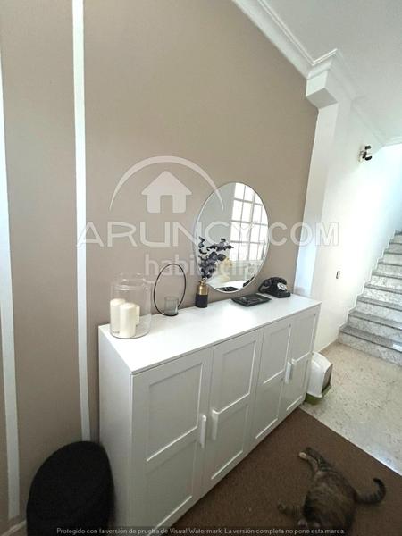 Foto 98cbe3be-905c-434e-b0a9-78aaf87499f7. Casa a schiera con riscaldamento parcheggio piscina in Alcalá de Guadaira