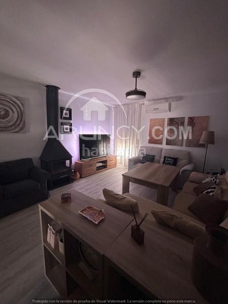 Foto ba949deb-bfda-4145-aba7-d2fb3028641a. Casa a schiera con riscaldamento parcheggio piscina in Alcalá de Guadaira