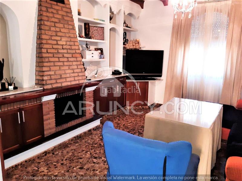 Foto 5bde03cb-b97d-40c7-ab39-f45be84728db. Casa con riscaldamento parcheggio in Centro Alcalá de Guadaira