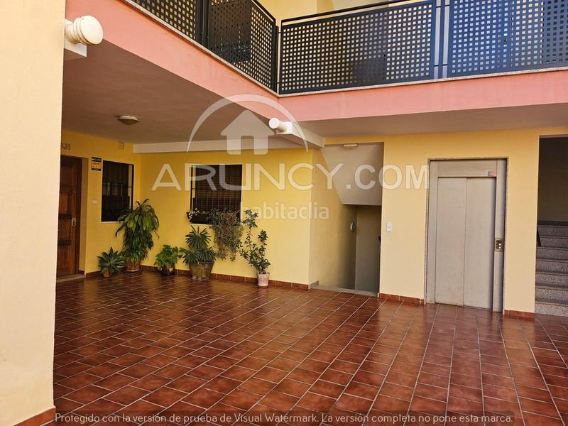 Foto f30f0ac3-1217-4b4d-b0ff-044bfc762ba2. Ground floor with parking in Centro Alcalá de Guadaira