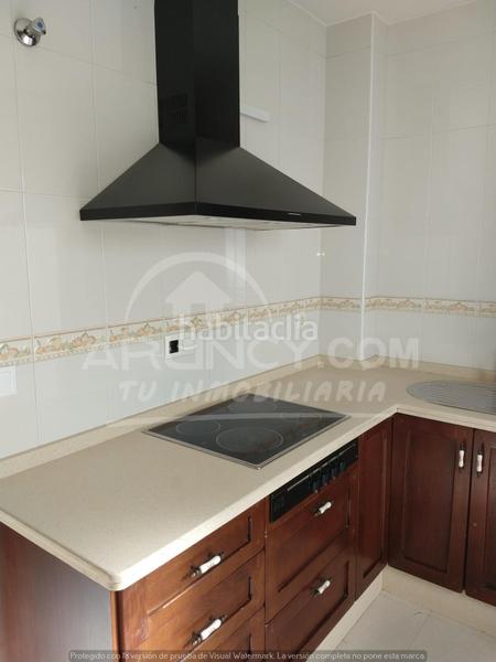 Foto 5cdbfd4d-ae94-42f0-b65e-b14139727bd5. Affitto appartamento con parcheggio in Centro Alcalá de Guadaira