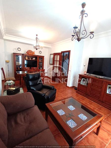 Foto 0f7f85fc-43a6-4aa8-8bc3-dd1c7e2ec3a7. Maison jumelée dans Oromana Alcalá de Guadaira