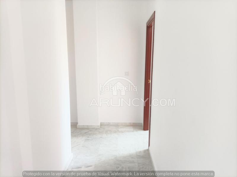 Foto 04b8687c-ee4d-40ff-b957-82df9c2dcb2a. Lloguer pis amb aparcament a La Paz Alcalá de Guadaira