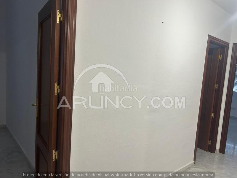 Foto 7197b651-d271-481e-a719-f0e48a1a8ff6. Lloguer pis amb aparcament a La Paz Alcalá de Guadaira