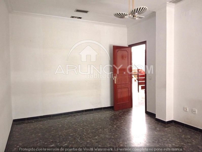 Foto 12f02c14-cdaf-4d0a-8019-d5016ba44956. Casa amb calefacció a Centro Alcalá de Guadaira