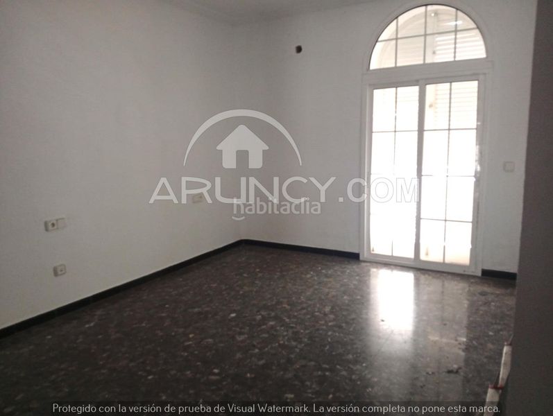 Foto 152aceb3-24ea-4389-af1d-1a6c76118523. Casa amb calefacció a Centro Alcalá de Guadaira