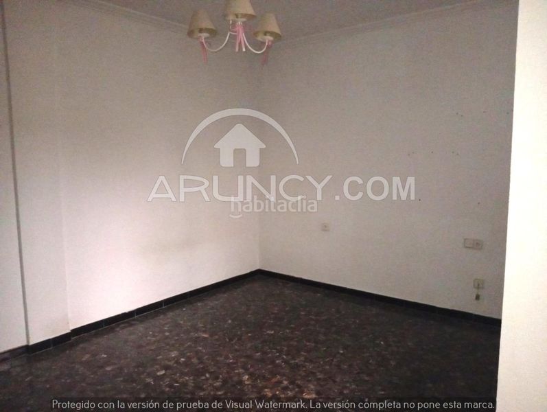Foto 1727e80e-6333-4212-b021-15752a9eebf9. Casa amb calefacció a Centro Alcalá de Guadaira