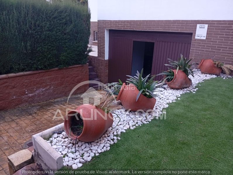 Foto b6986276-9ad4-48a8-9a62-6a8b4a609f53. Chalet with heating parking pool in Oromana Alcalá de Guadaira