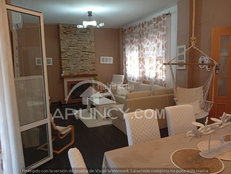 Foto b77cd5e6-1067-40f4-a59b-bce595fd372c. Chalet with heating parking pool in Oromana Alcalá de Guadaira