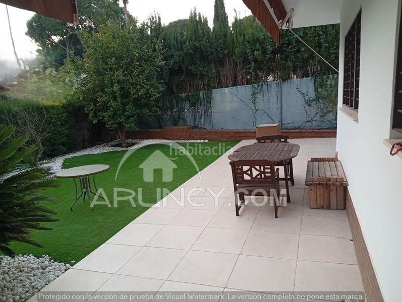 Foto d8bcb91f-a180-4254-b24f-46efa7e41dc8. Chalet with heating parking pool in Oromana Alcalá de Guadaira