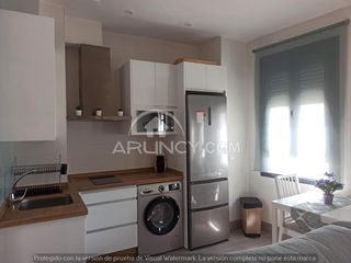 Appartamento in Centro. Piso en la plazuela con terraza y completamente amueblado!!