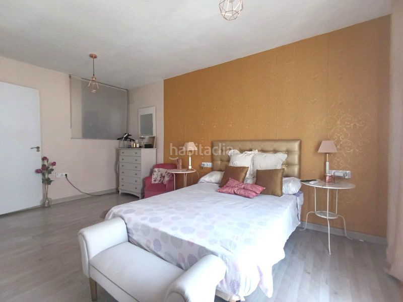 Foto 25529d99-d032-420d-85b7-c32d56ab6d53. Casa adossada a La Paz Alcalá de Guadaira
