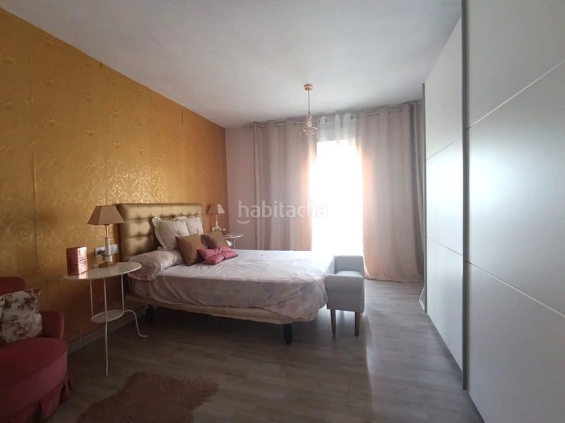 Foto 749d5ca3-f946-4a32-8237-3f0e738ced2c. Casa adossada a La Paz Alcalá de Guadaira