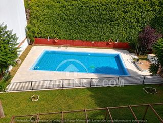 Penthouse in Centro. Exclusivo dúplex reformado con gran terraza y zonas comunes con