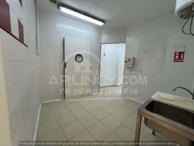 Foto e42abd5c-d4ba-45b2-9fe3-fd96e98f4ce8. Lloguer local comercial a La Paz Alcalá de Guadaira
