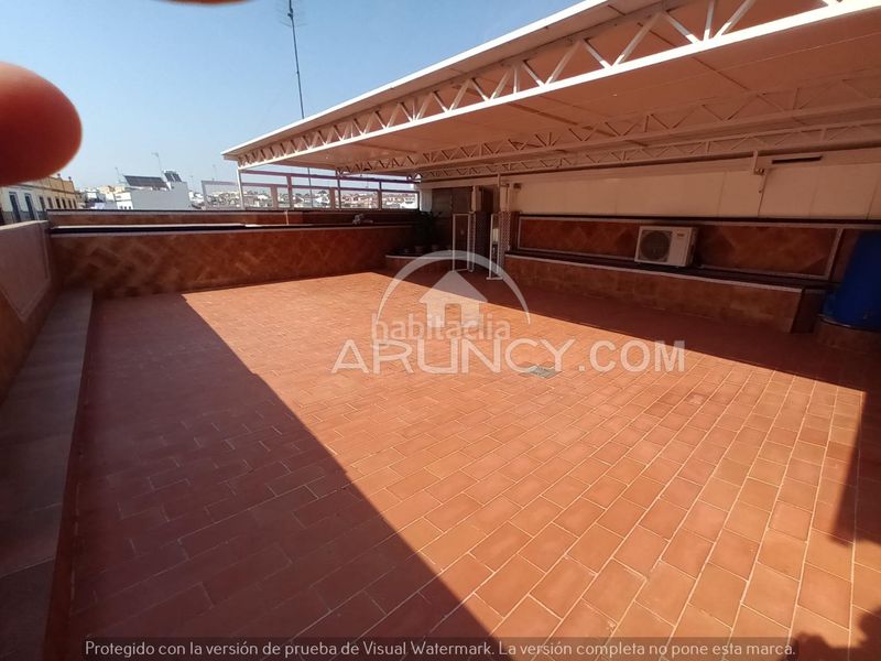 Foto 00b92d11-2159-45cc-9980-bdfe29798117. Casa amb aparcament a Centro Alcalá de Guadaira