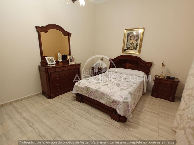 Foto 686a4a95-b936-4523-b319-93f896ec4a3d. Casa amb aparcament a Centro Alcalá de Guadaira