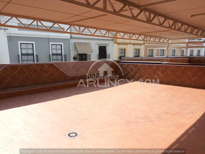 Foto 8094b90a-c5ab-4bec-9f35-d1277833e0ce. Casa amb aparcament a Centro Alcalá de Guadaira