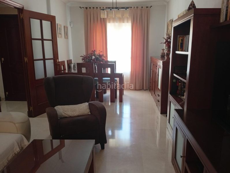 Foto 02818d37-8279-4fba-b3f5-edfa3eeaab71. Casa adossada amb calefacció aparcament a Nueva Alcalá Alcalá de Guadaira