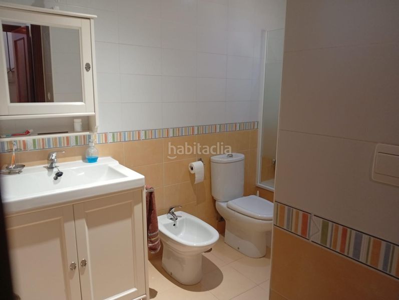 Foto 8921cf0d-6552-4df4-a2c1-0a2baf0d0883. Casa adossada amb calefacció aparcament a Nueva Alcalá Alcalá de Guadaira