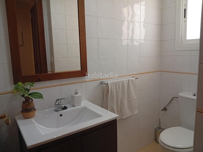 Foto c0f67e55-09d4-4c86-8565-e22f18b53281. Casa adossada amb calefacció aparcament a Nueva Alcalá Alcalá de Guadaira