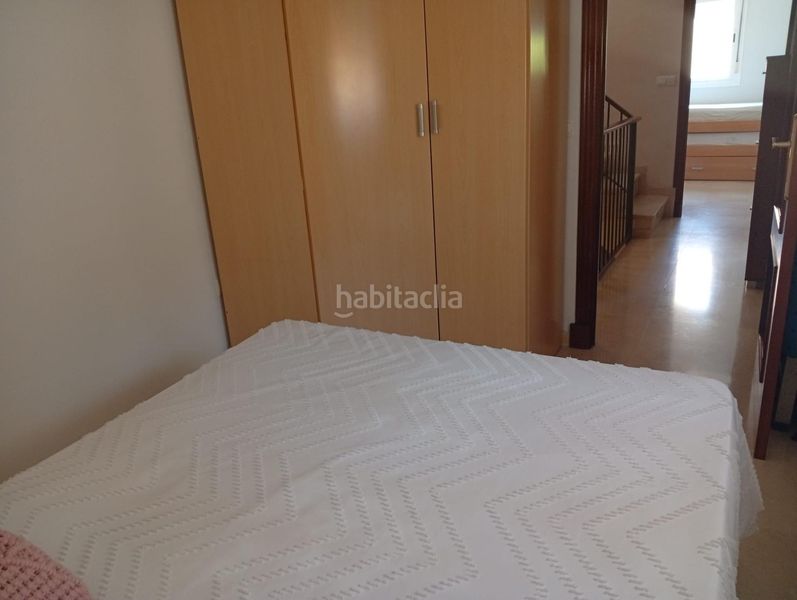 Foto cfa6e1c2-a8db-48ef-ac7d-581c0120c2d1. Casa adossada amb calefacció aparcament a Nueva Alcalá Alcalá de Guadaira