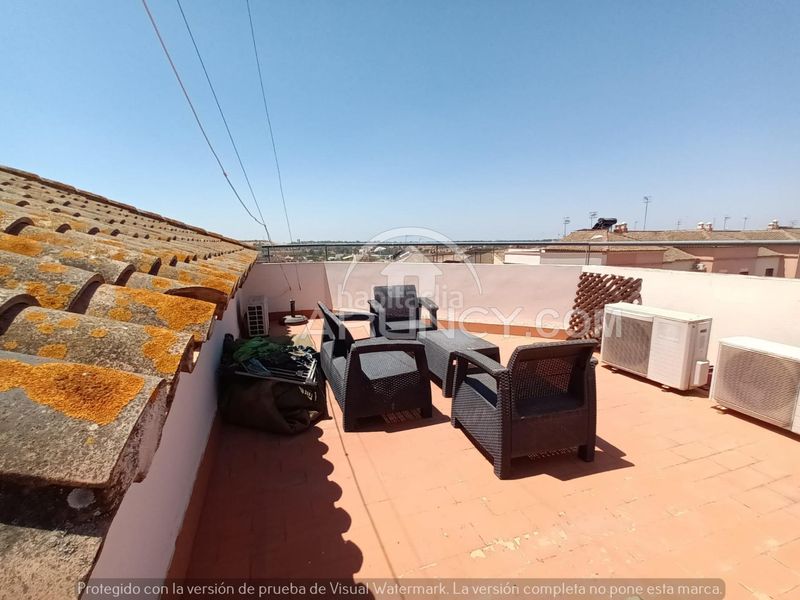 Foto 93ad3611-2a16-4221-b1ad-e546f428aa1d. Casa adossada amb calefacció aparcament a Nueva Alcalá Alcalá de Guadaira