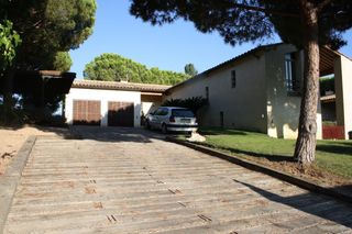 Casa a Les Bilbenyes. Sensacional casa en venta a un paso de supermaresme