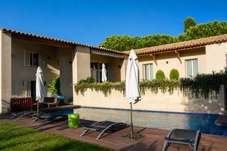 Casa en Les Bilbenyes. Sensacional casa en venta a un paso de supermaresme