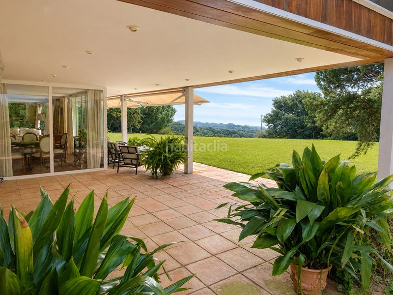 Foto 1dab45dc-72b0-4f30-8bc5-1c4c944ab713. Casa amb piscina a El Mirador-La Cornisa Sant Andreu de Llavaneres