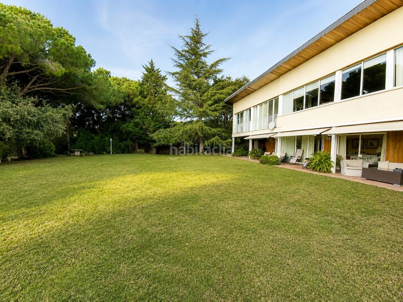 Foto 85a819fd-c044-4fee-8a53-d4d3b3f23e50. Casa amb piscina a El Mirador-La Cornisa Sant Andreu de Llavaneres