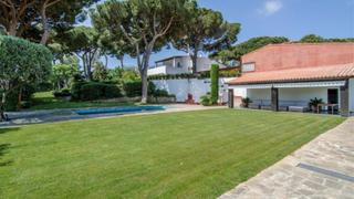 Casa a Urbanitzacions. Exclusiva finca en llavaneres
