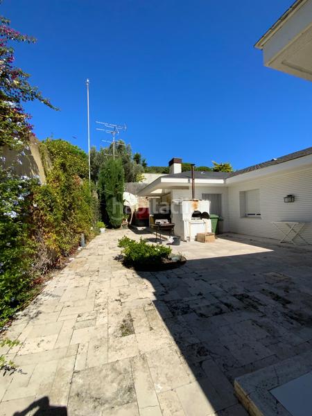 Foto 1a4a9497-b56a-445a-b2f5-411e4c9fd0e7. Chalet mit pool in Supermaresme Sant Vicenç de Montalt