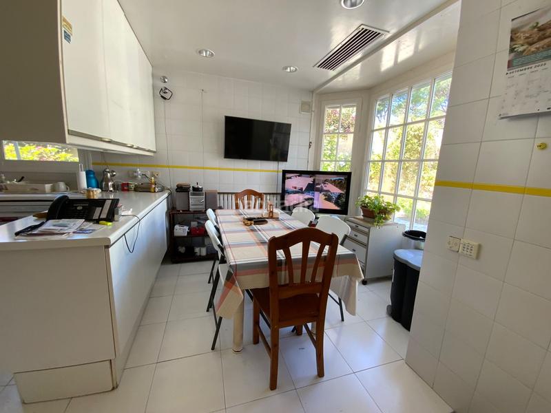 Foto fbfc89b5-ed00-40ab-bb3f-e5a5d8f23196. Chalet mit pool in Supermaresme Sant Vicenç de Montalt