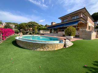 Casa  Tarragona. Exclusiva residencia en sant vicenç de montalt!