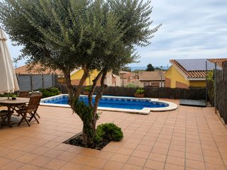 House  Montnegre. Casa  a 3 vientos con piscina privada en venta en sant vicenç de