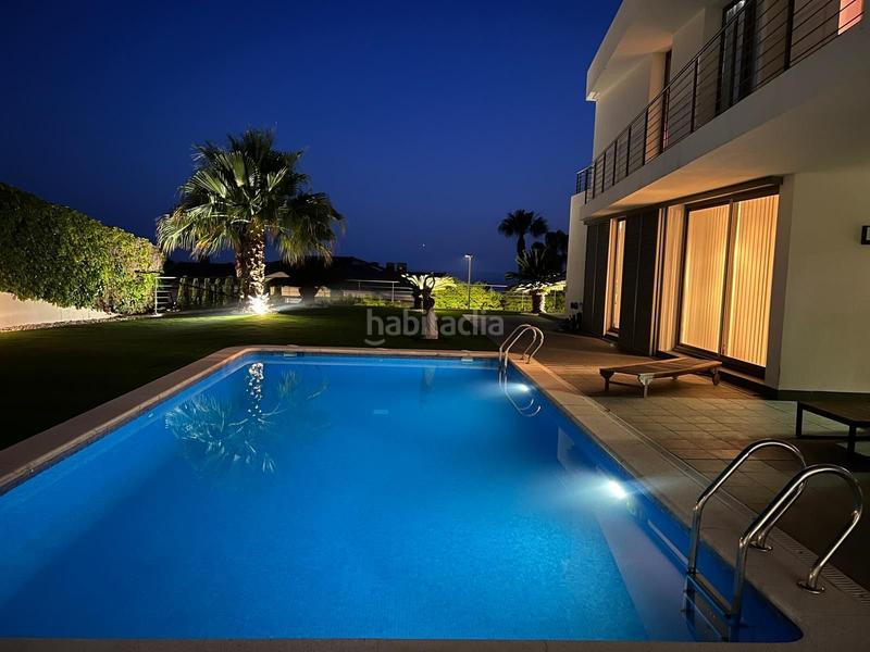 Foto 62b4ccb0-76bf-48ce-a8b0-676a5bc0e359. Casa amb calefacció piscina a Urbanitzacions Arenys de Mar