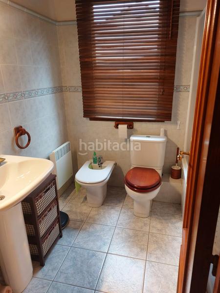 Foto f7b531ce-e6a4-40a3-ab32-35d62b70f493. Maison jumelée avec chauffage dans Puigcerdà