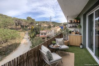 Pis a Centre. Encantador  atico en a un paso del centro