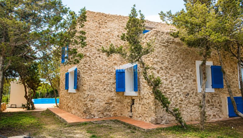 Foto 5c9238ea-22ff-4a6a-815a-b649ab05a982. Casa amb piscina a Formentera