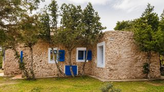 House in Formentera. Formenetra  villa con esencia mediterránea en cala en baster