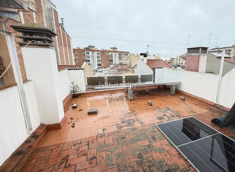Foto cf38d91b-0b11-4449-883c-a39ee4648224. Casa amb calefacció aparcament a Centre Mataró