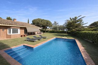 Casa en Santa Maria Bal�s - Can Riera - Can Jordi. Fant�stica casa en la exclusiva urbanizaci�n de supermaresme gol
